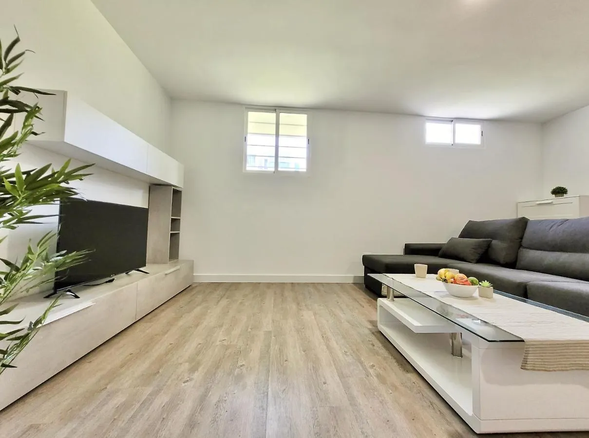 Americas Las Vinas Arona  Apartment