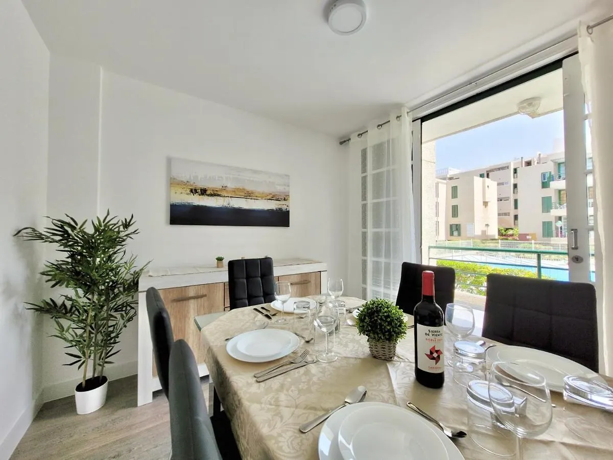 Americas Las Vinas Arona  Apartment